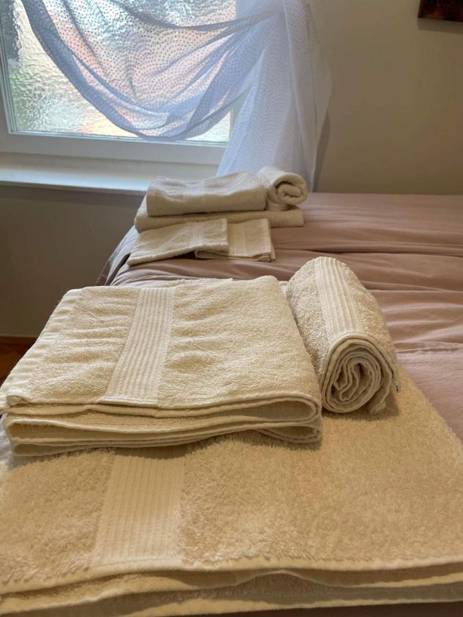 La Casa Tamaris Apartment Senta Екстериор снимка