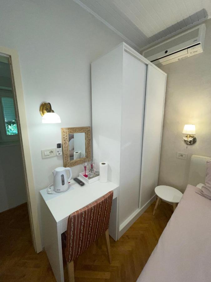 La Casa Tamaris Apartment Senta Екстериор снимка