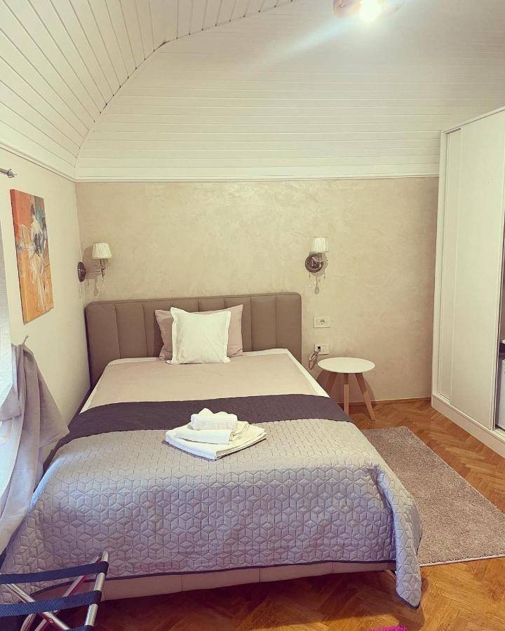 La Casa Tamaris Apartment Senta Екстериор снимка